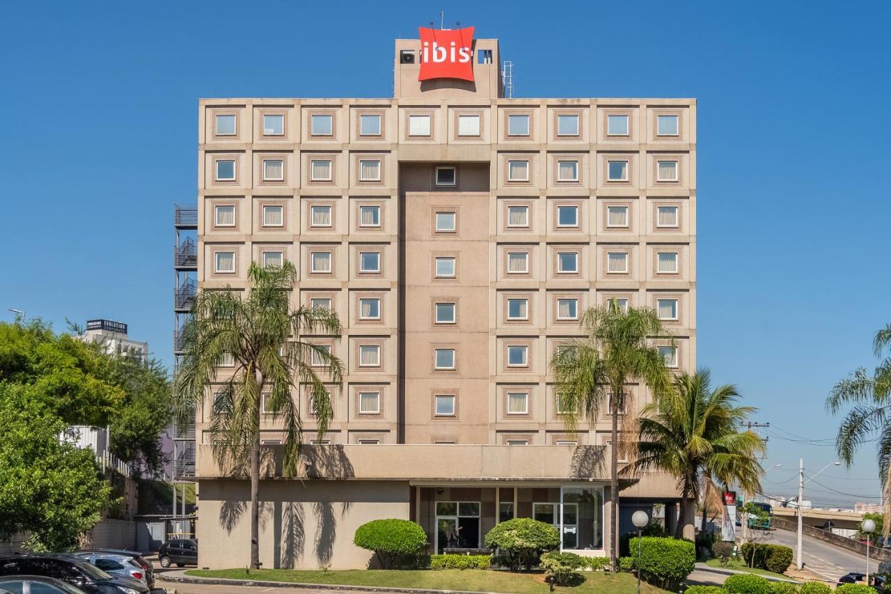 ホテル Ibis ソロカーバ エクステリア 写真